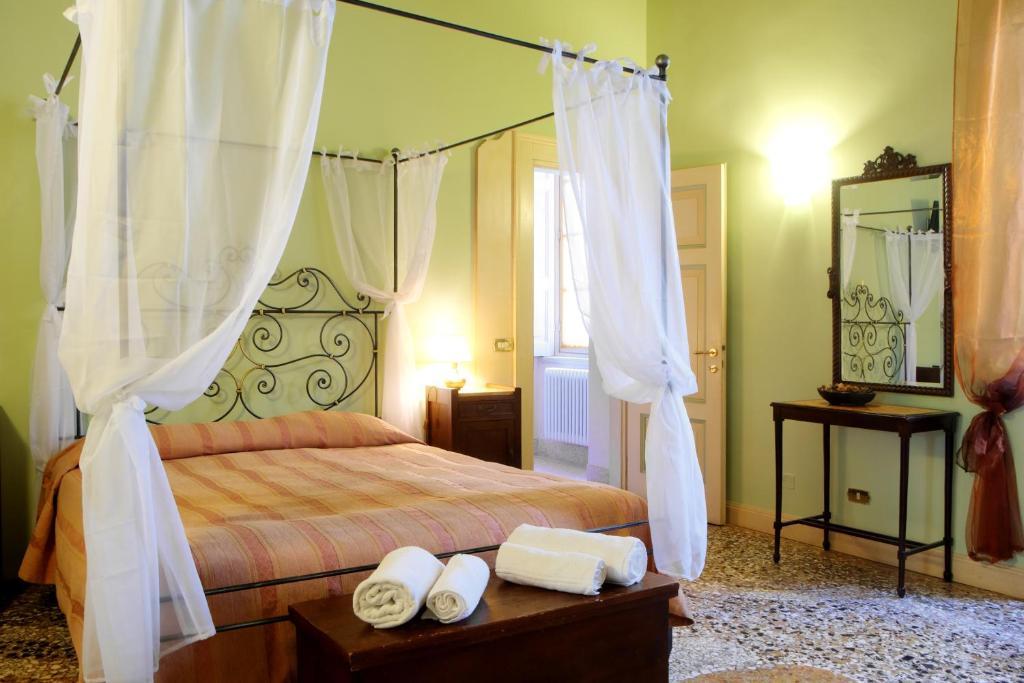 Guesthouse Alba Citta Alta Бергамо Номер фото