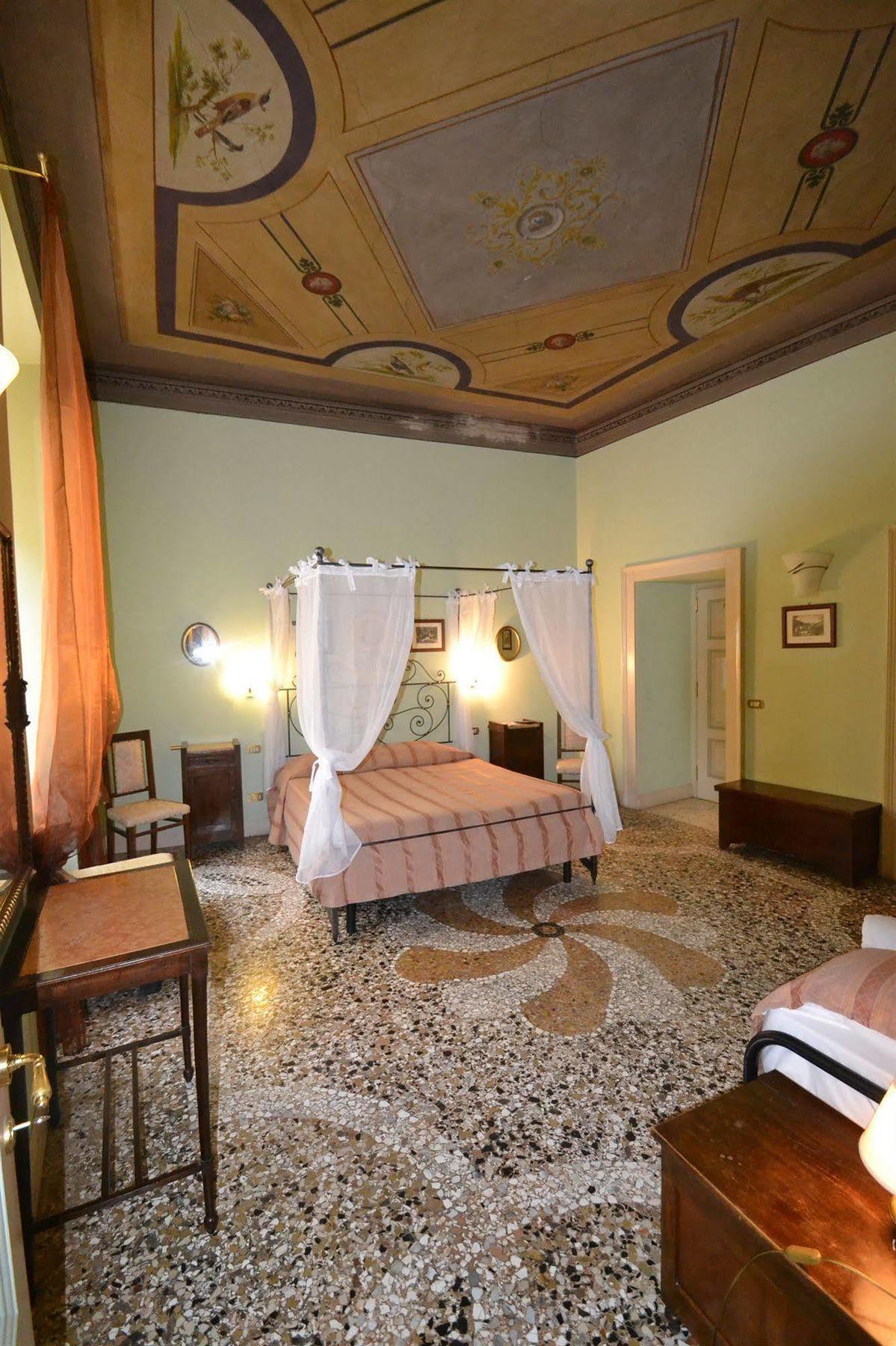 Guesthouse Alba Citta Alta Бергамо Экстерьер фото
