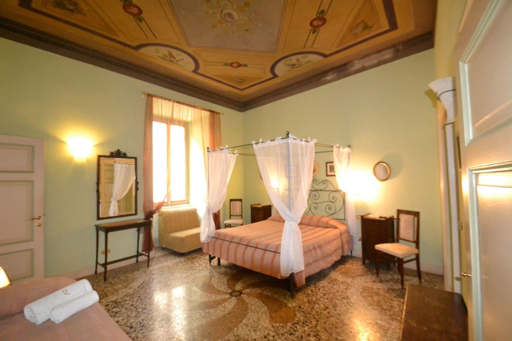 Guesthouse Alba Citta Alta Бергамо Экстерьер фото