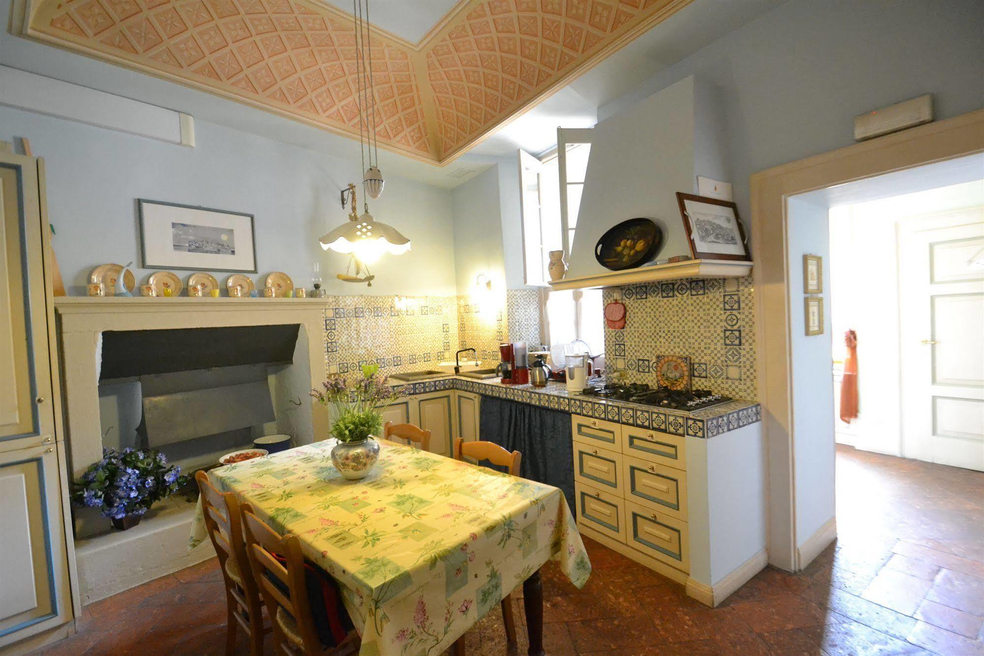 Guesthouse Alba Citta Alta Бергамо Экстерьер фото